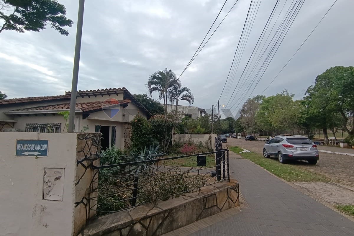 Terreno en Mecanicos de Aviacion e/ Masoneria Paraguaya - foto 2