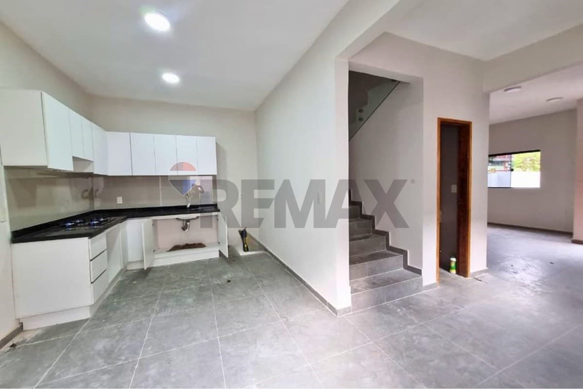 Dúplex en Capellanes del Chaco y Santa Rosa - foto 4