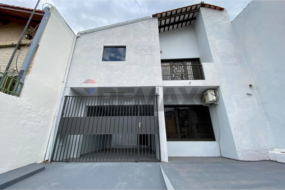 Casa en Manuel Dominguez c/ Parapiti - foto 3
