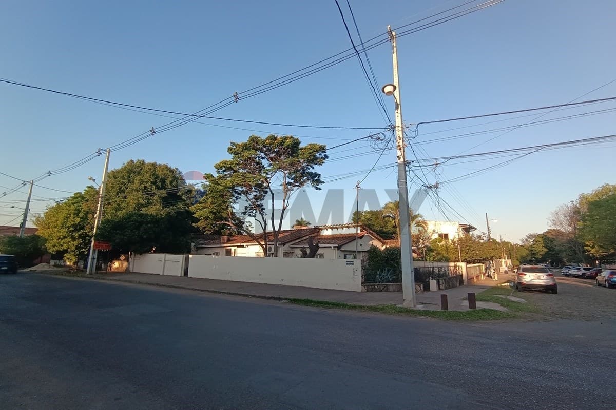 Terreno en Mecanicos de Aviacion e/ Masoneria Paraguaya - foto 8