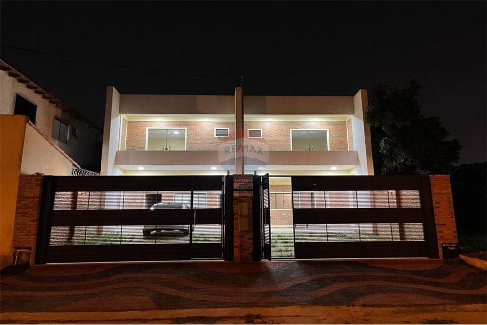 Dúplex en Coronel J. López