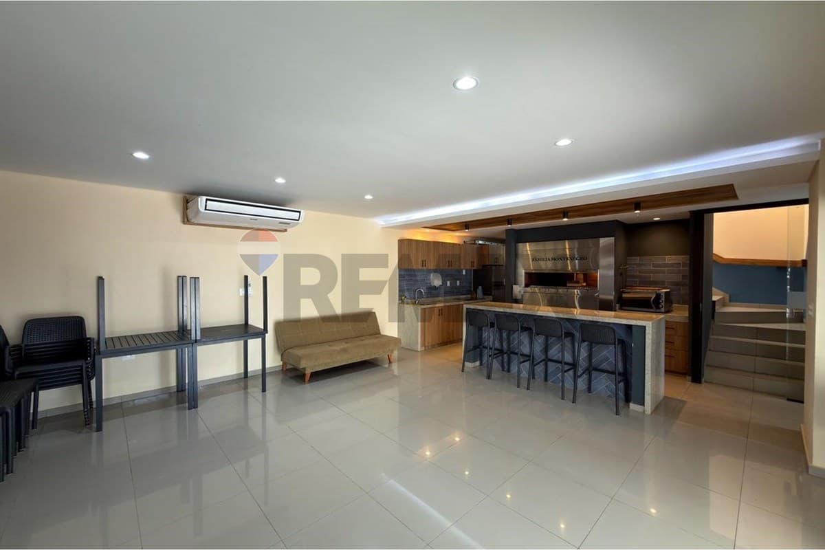 Casa en Teniente Rojas Silva - foto 9