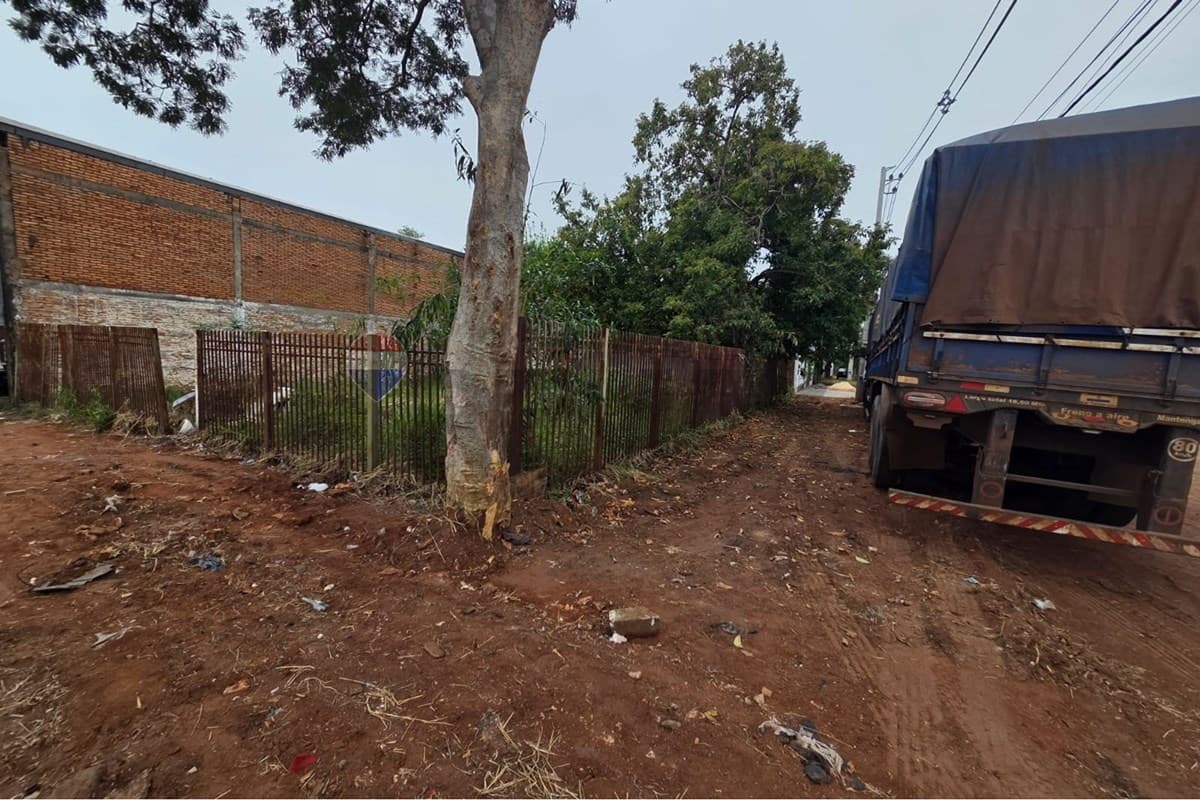 Terreno en Curupayty esq. calle 12 - foto 4