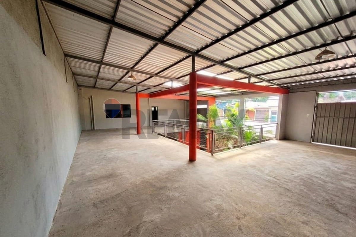 Casa en Felipe Toledo - foto 2