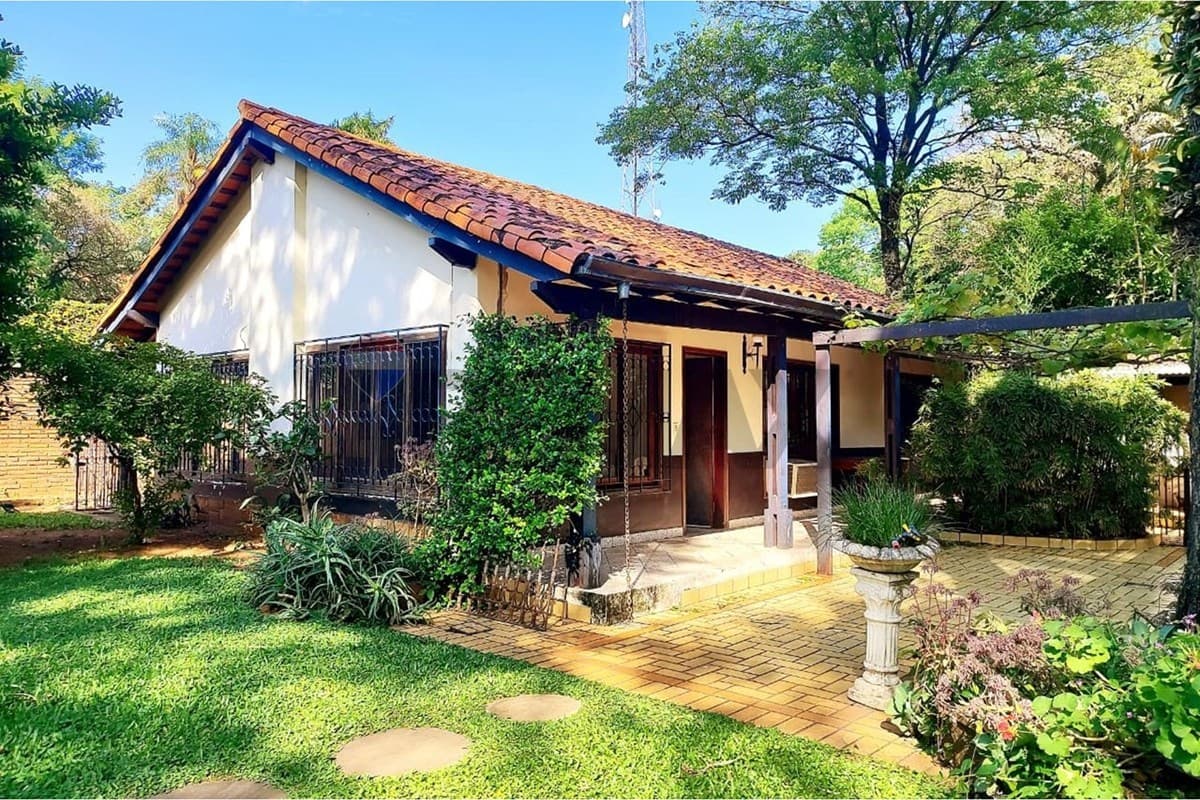 Casa en Avda Gral Santos entre España y Mcal Lopez - foto 10