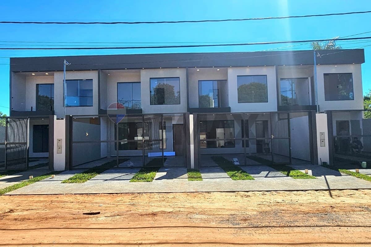 Dúplex en Capiata