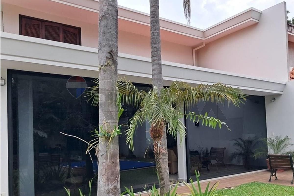 Casa en Avenida Silvio Pettirossi - foto 4