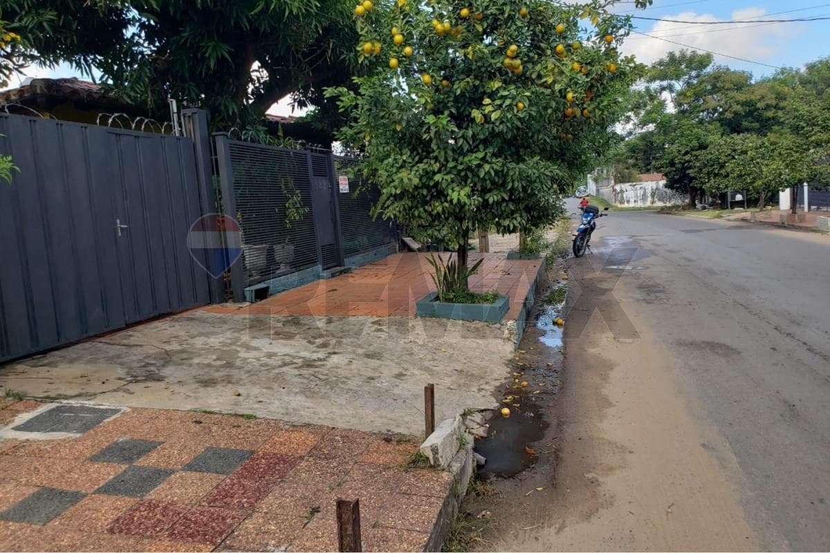 Casa en Campo Grande, Luque