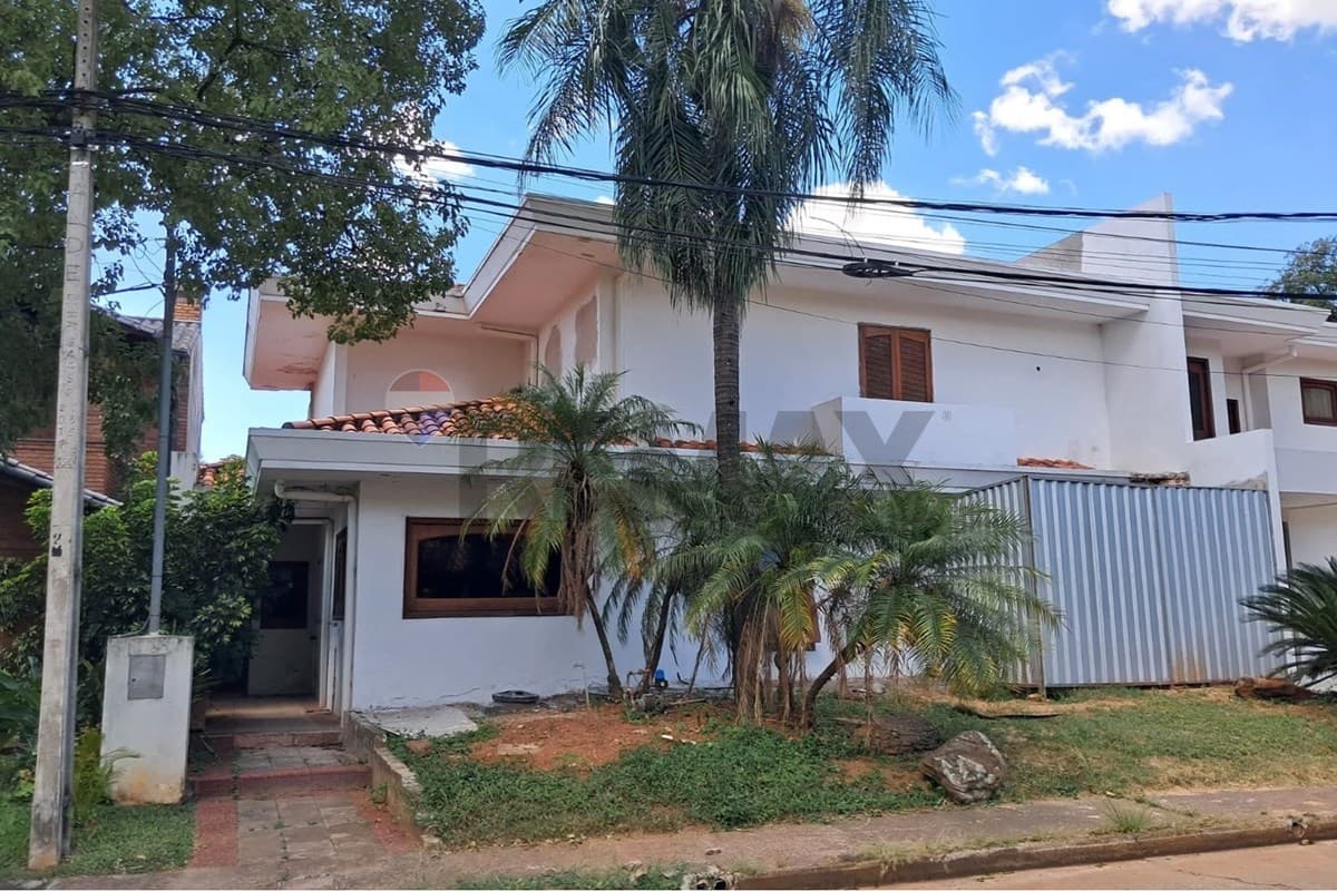 Casa en Avenida Silvio Pettirossi - foto 10