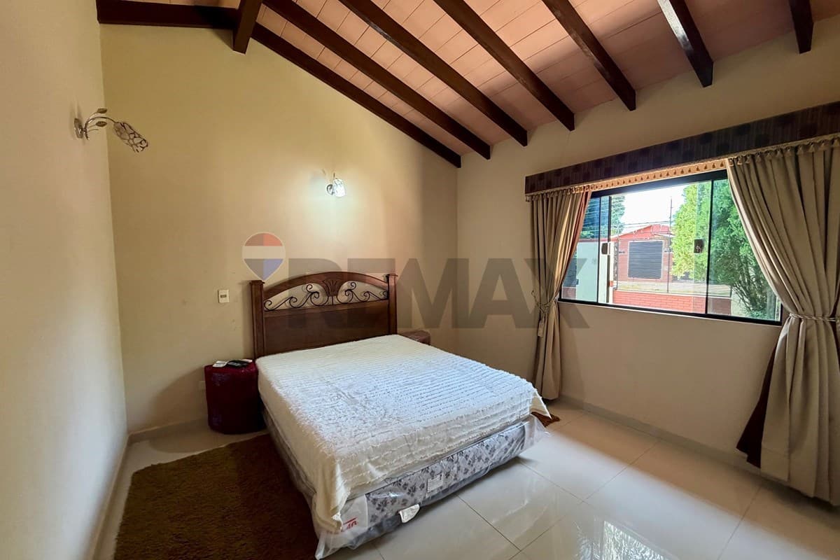 Casa en Avenida Orlando Matteucci - foto 6