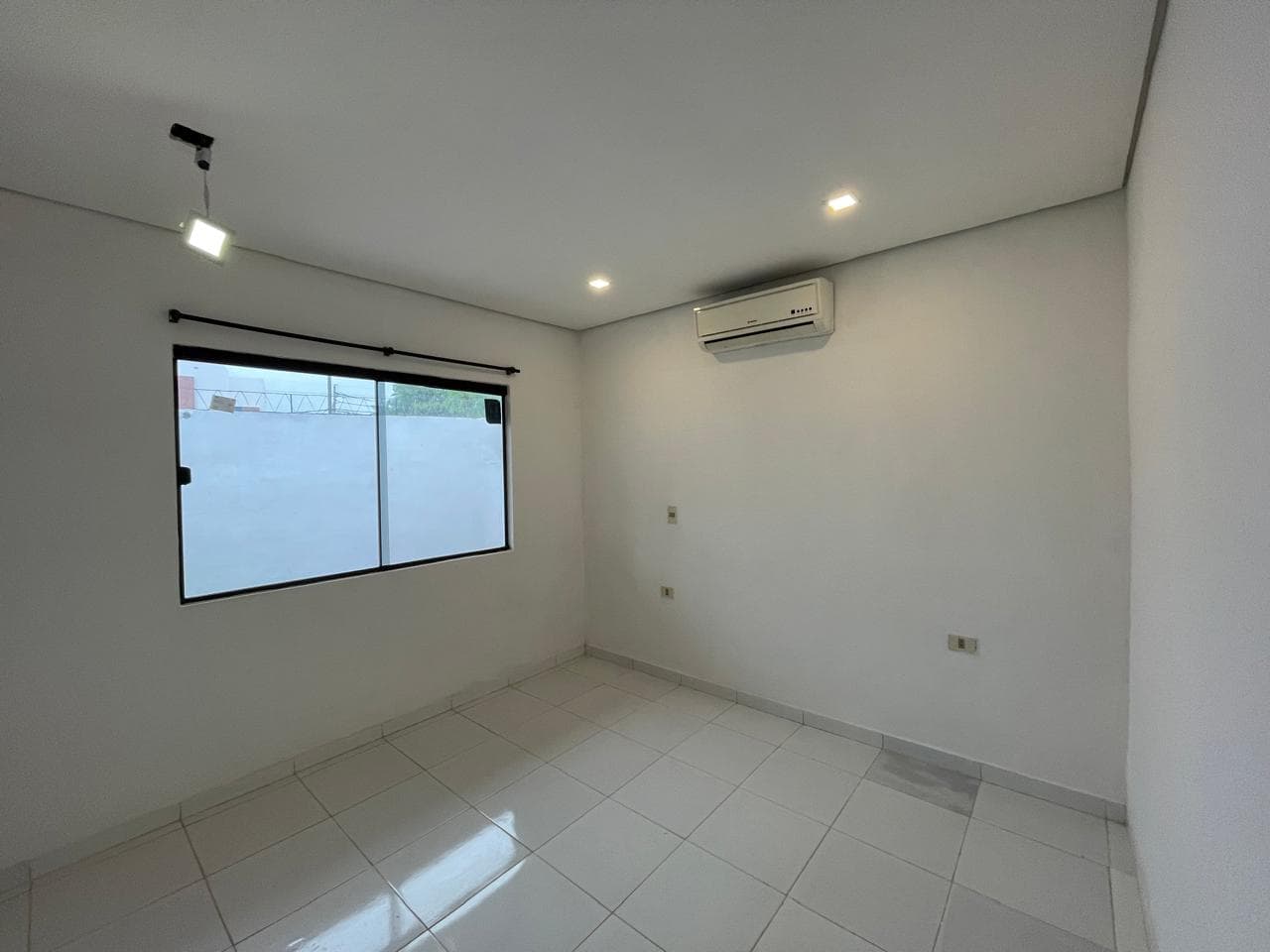 Casa en Villa Rubi - foto 4