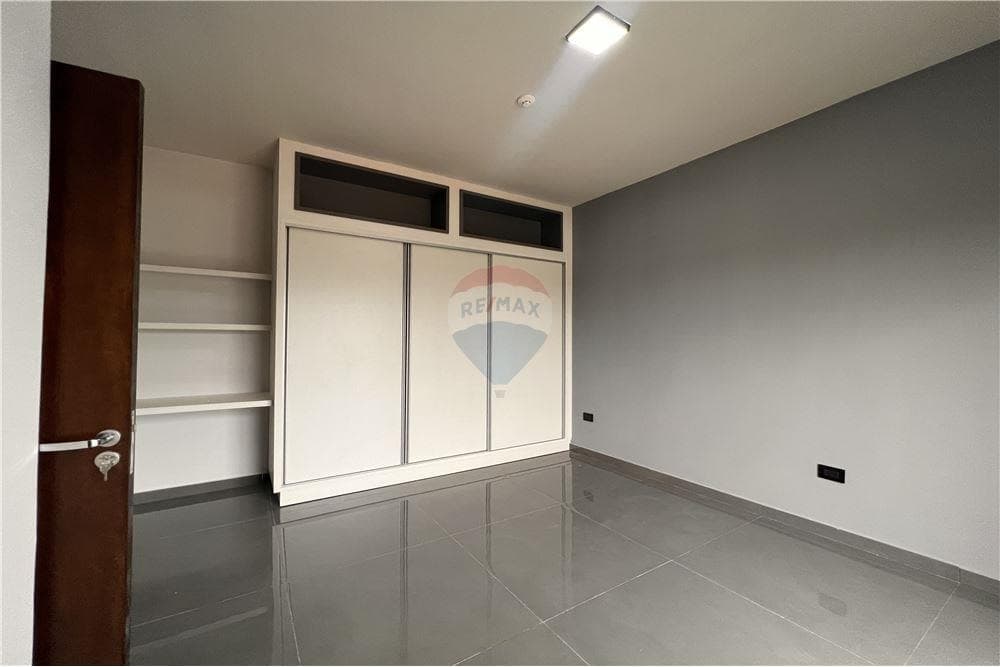 Departamento en San Lorenzo, Central - foto 9