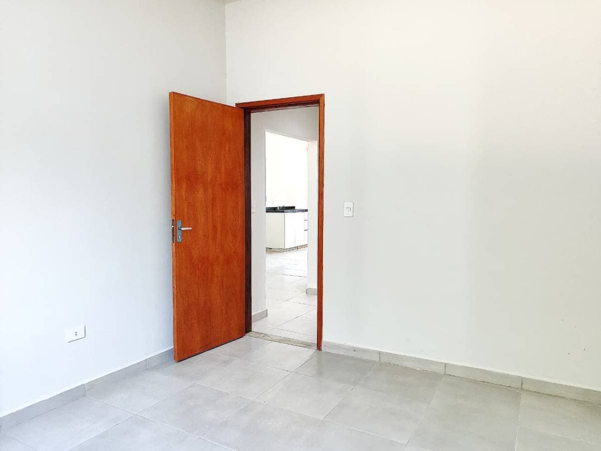 Casa en Benjamin Britez - foto 9