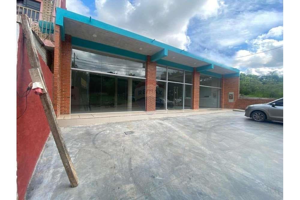 Local comercial en Luque, Central
