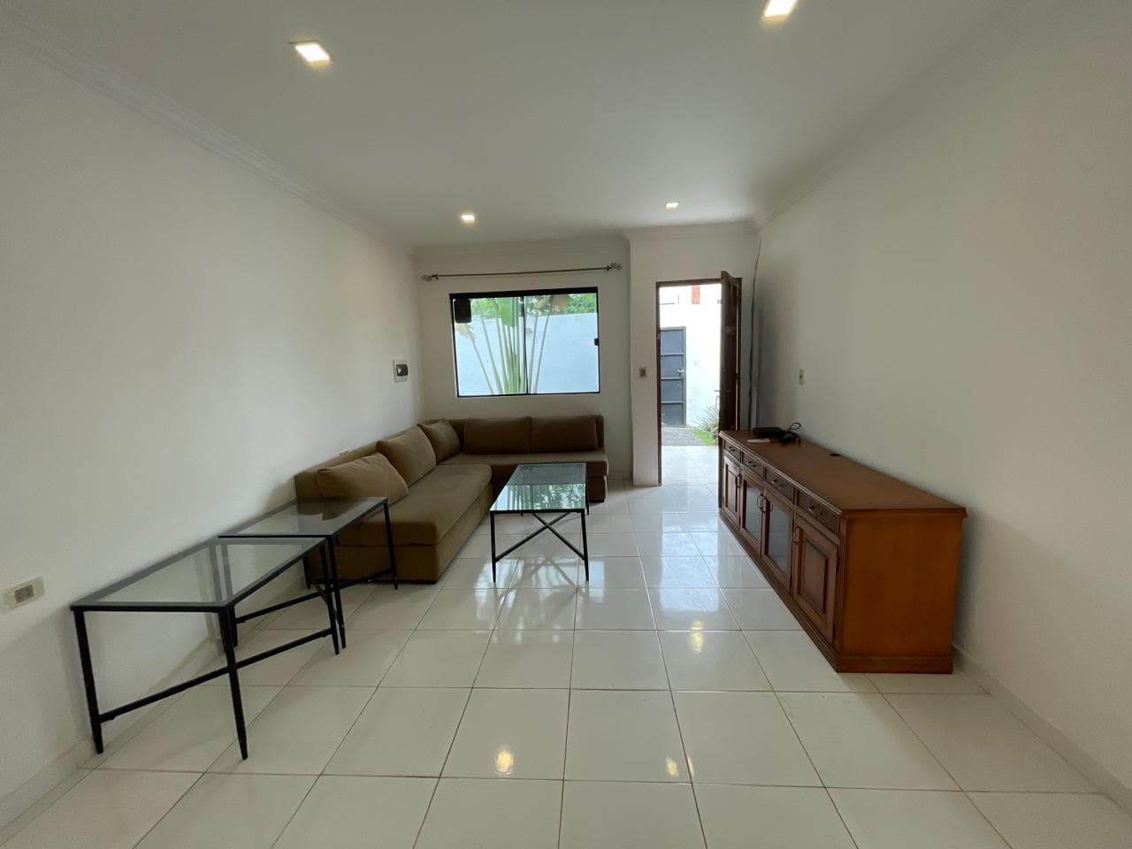Casa en Villa Rubi - foto 2