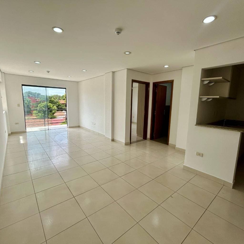 Departamento en Jardín de Oro - foto 7