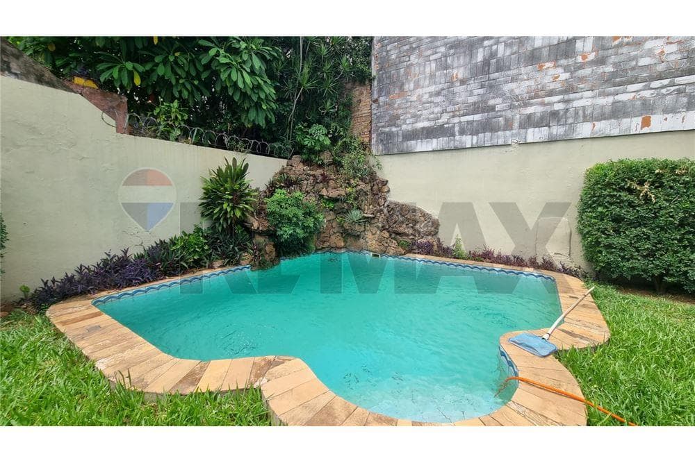 Casa en Ciudad Nueva - foto 2