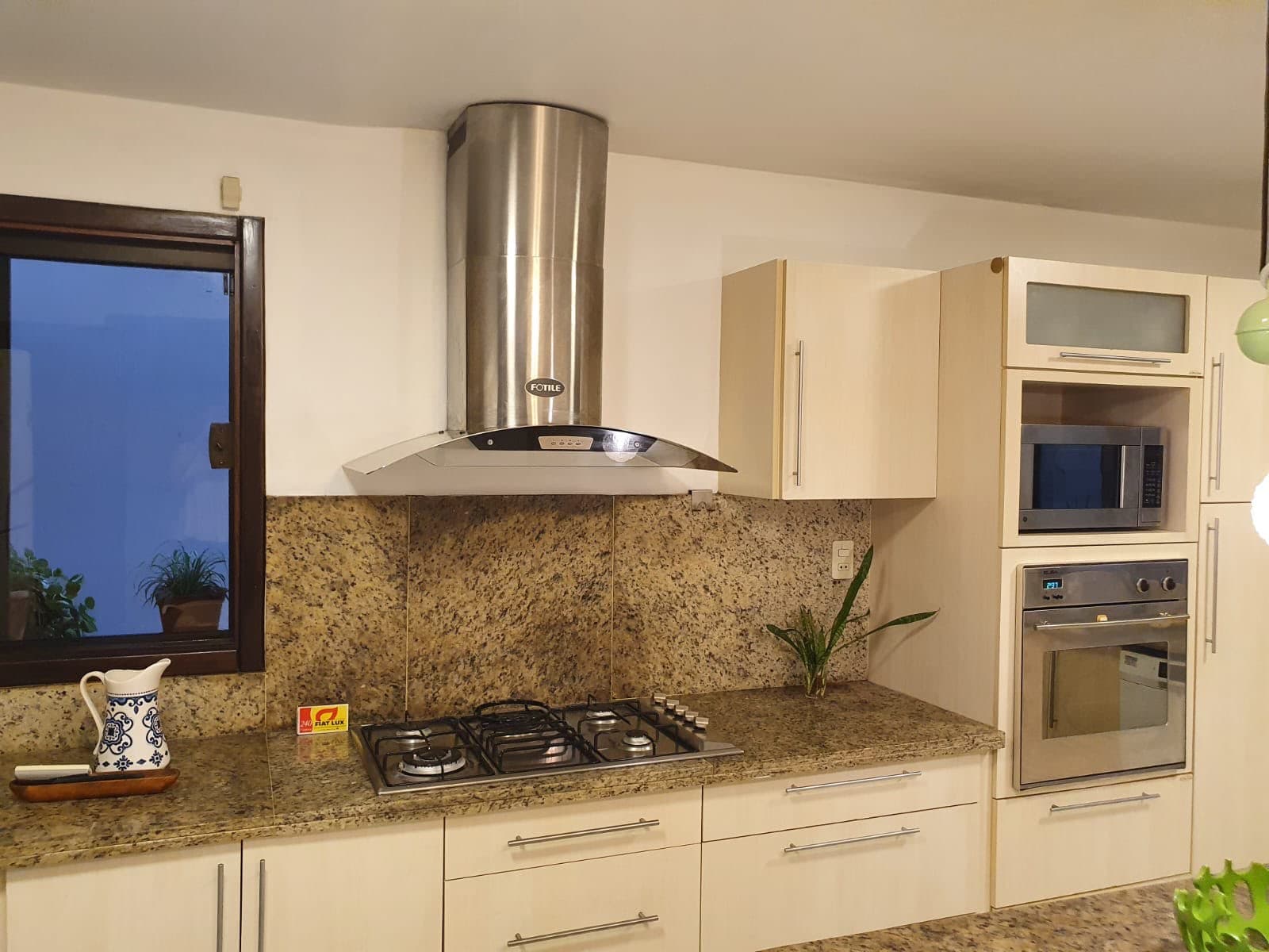 Casa en Las Mercedes, Asunción - foto 4