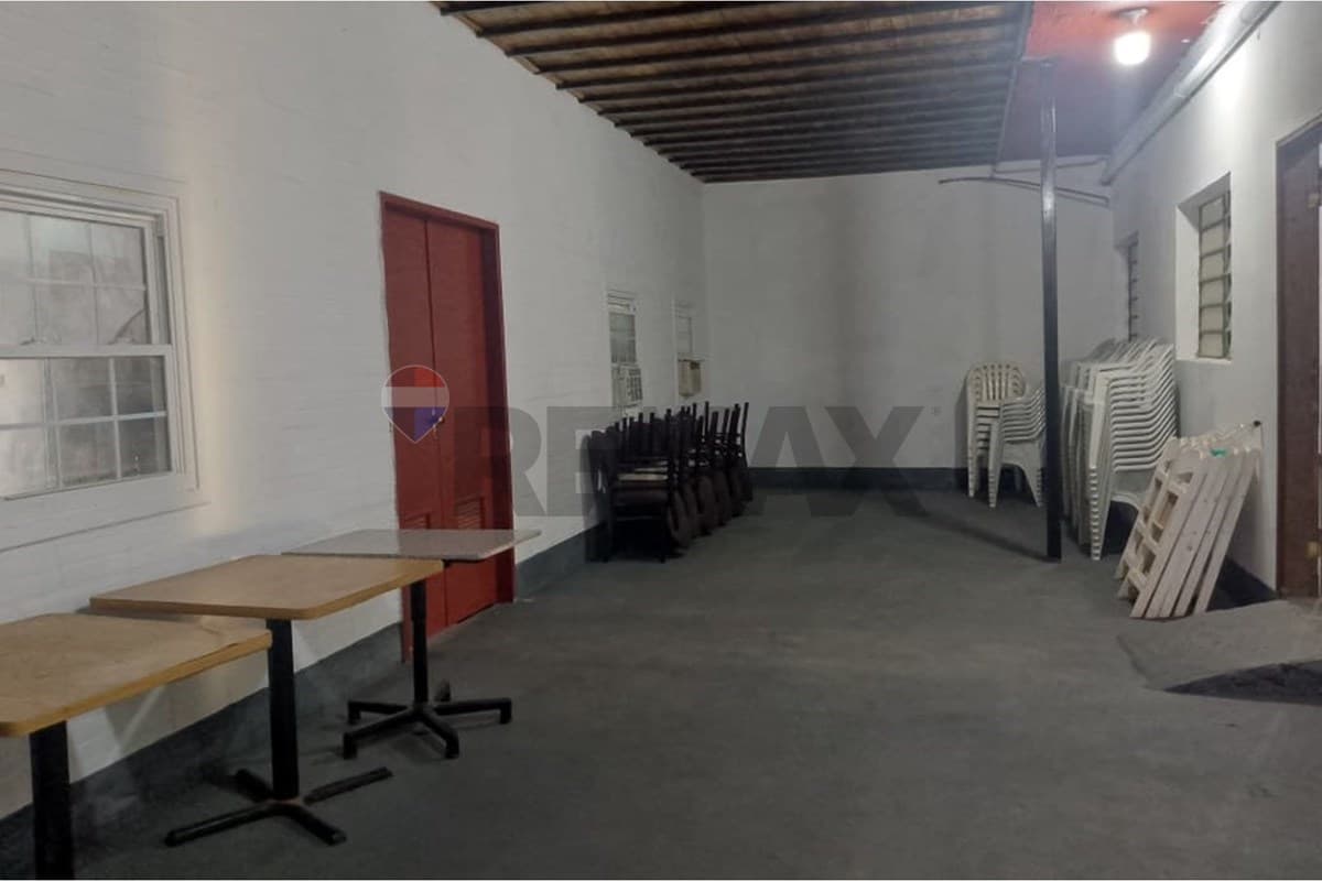 Local comercial en Cerro Cora - foto 4
