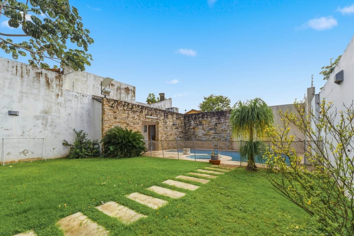 Casa en Cerro Corá - foto 6