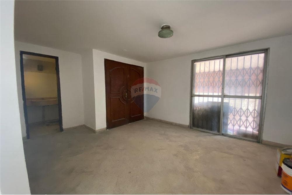 Casa en Avenida Santísima Trinidad - foto 9