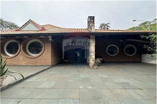 Local comercial en Recoleta, Asunción - foto 3