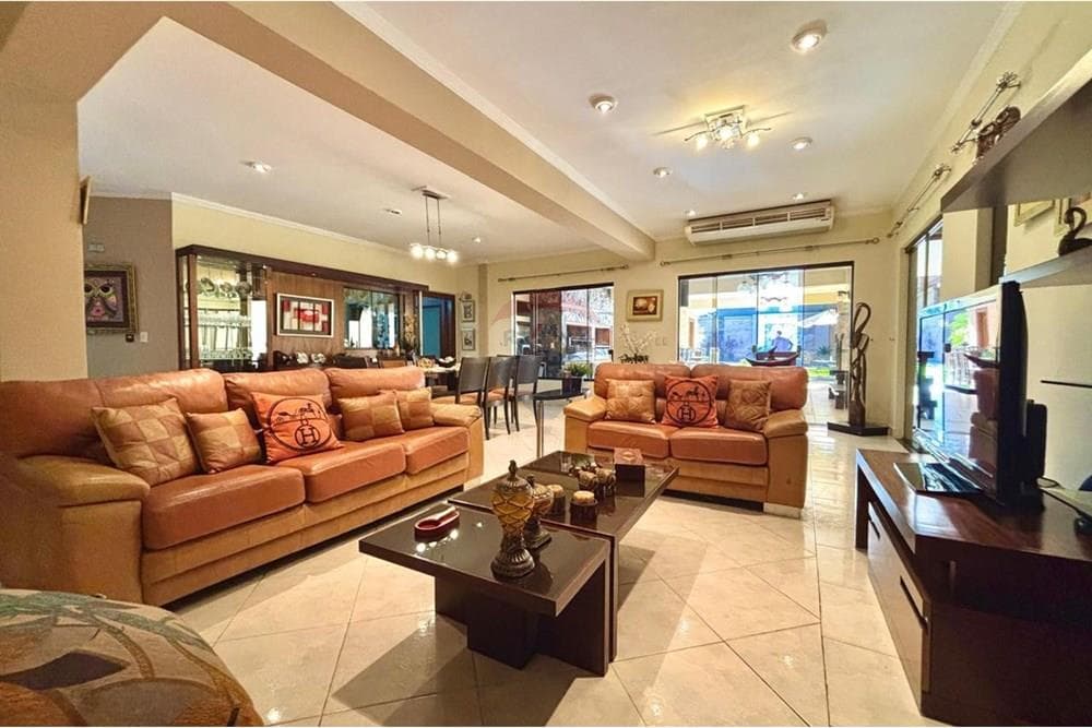 Casa en Arturo Alsina & Francis Morices - foto 6