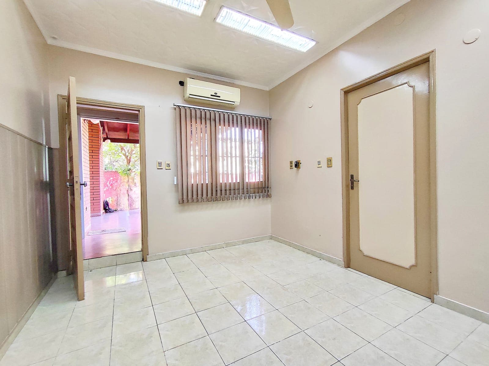 Casa en Villa Aurelia, Asunción - foto 7