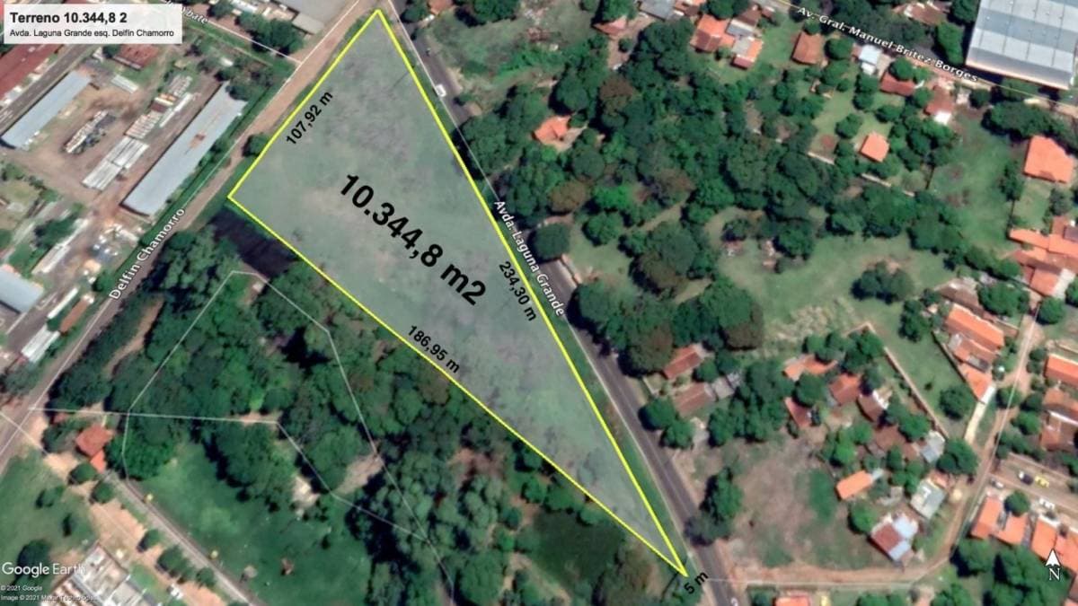Terreno en Laguna Grande y Delfín Chamorro