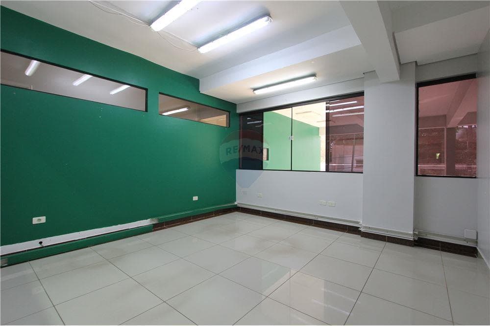 Local comercial en Asunción Recoleta Dr Toribio Pacheco C/ Leon Fragnaud - foto 3