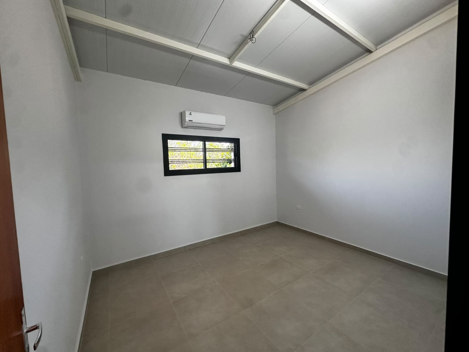 Departamento en Mariano Roque Alonso, Central - foto 3