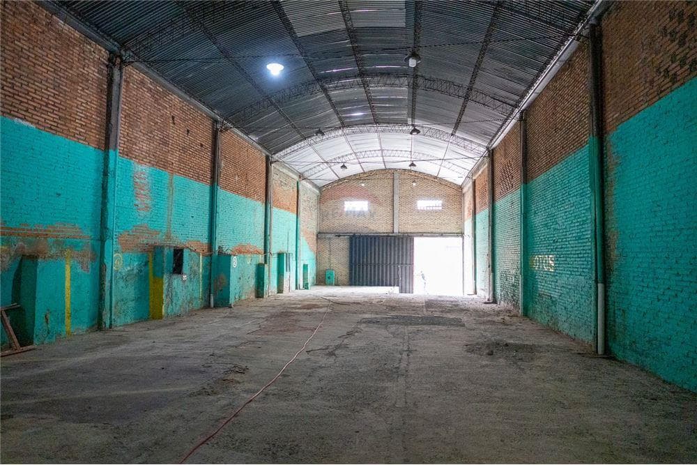 Tinglado/Depósito en Las Mercedes, Asunción - foto 2