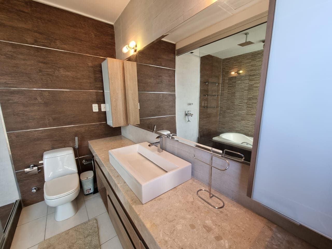 Dúplex en Mburucuyá, Asunción - foto 7