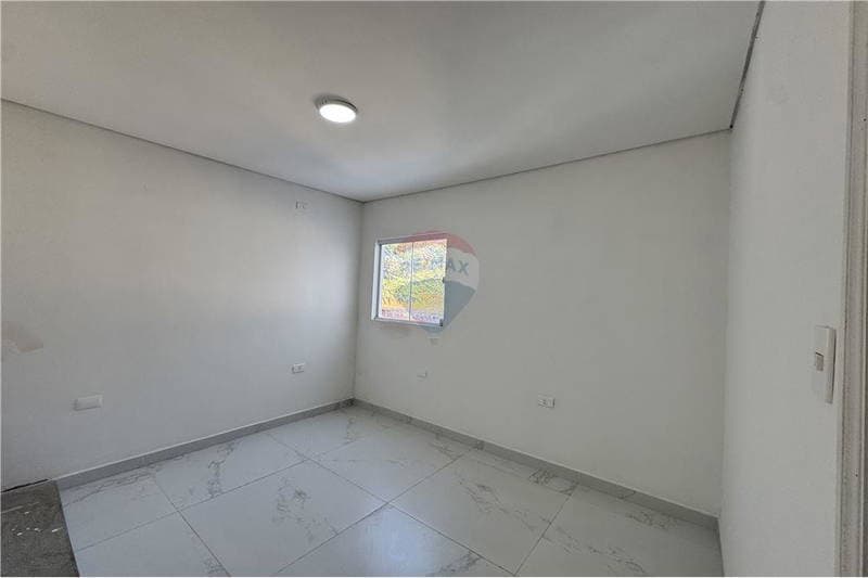 Dúplex en Luque, Central - foto 10