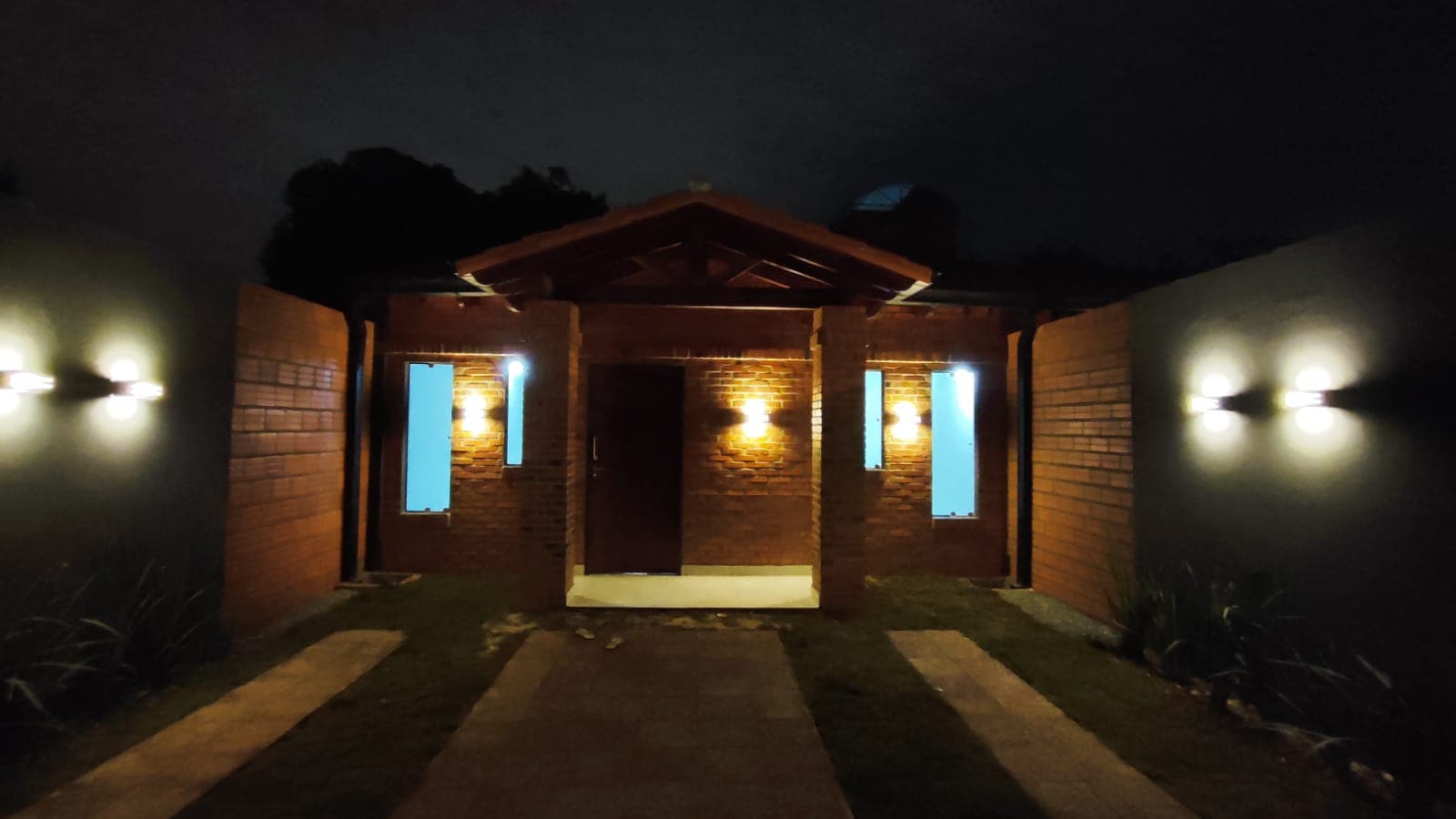 Casa en Juan Bautista Almirón - foto 2
