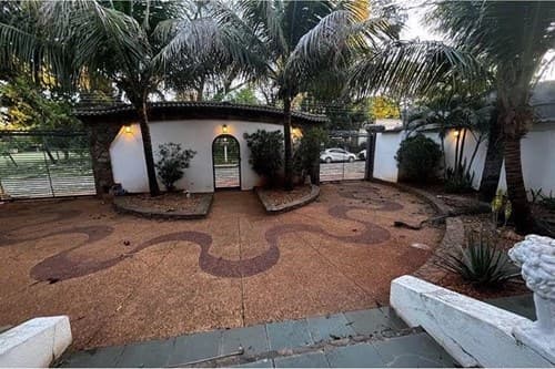 Casa en Villa Aurelia, Asunción