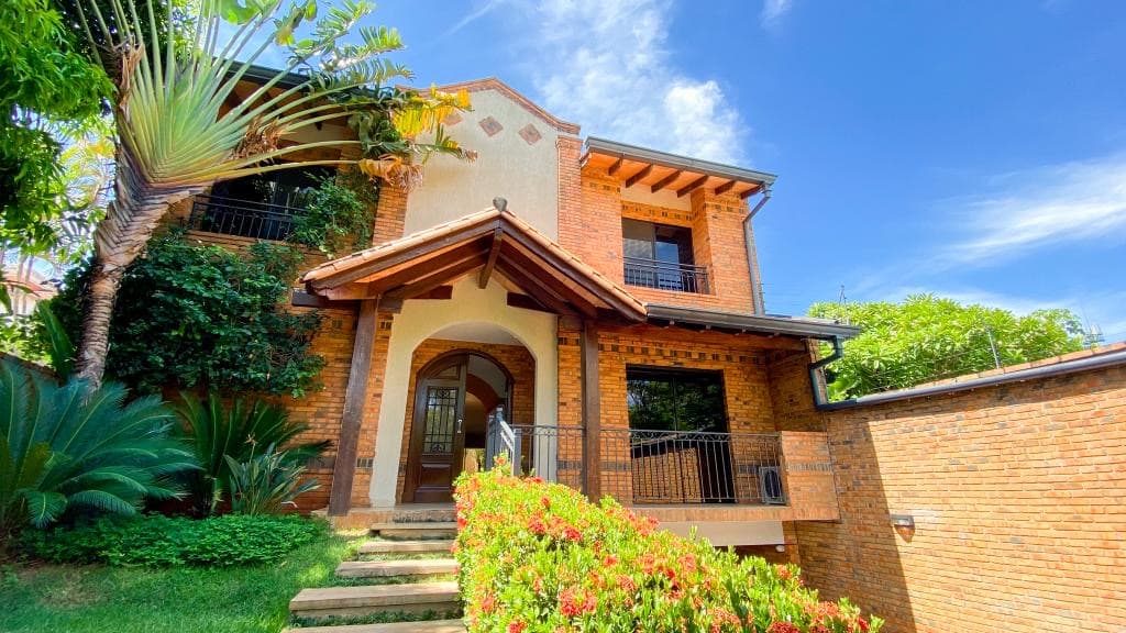Casa en San Cristobal, Asunción