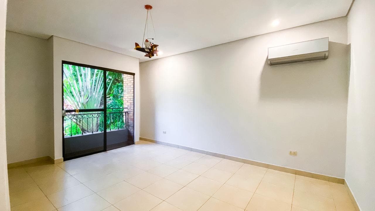 Casa en San Cristobal, Asunción - foto 8