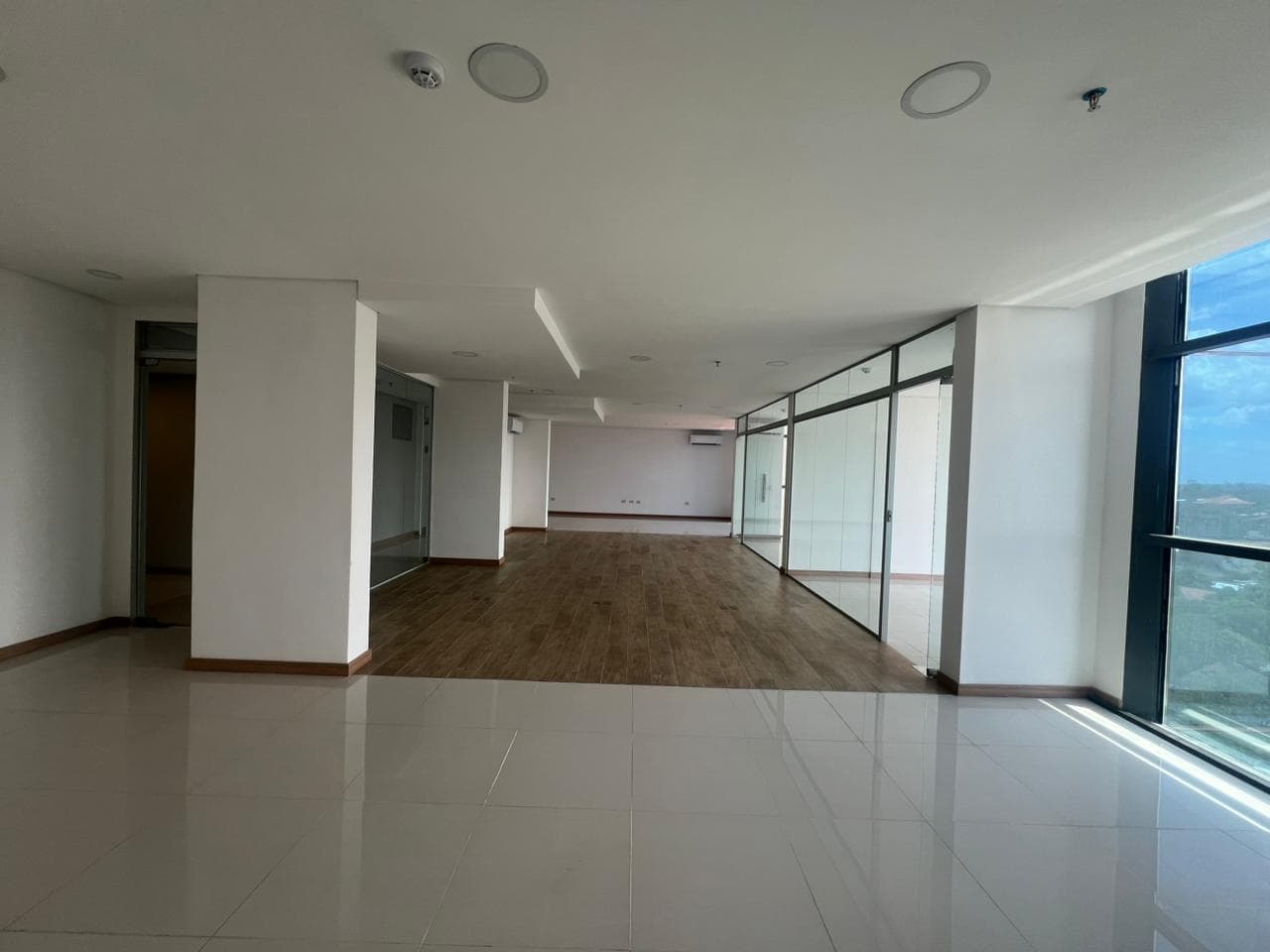 Oficina en Edificio Trading Park - foto 2