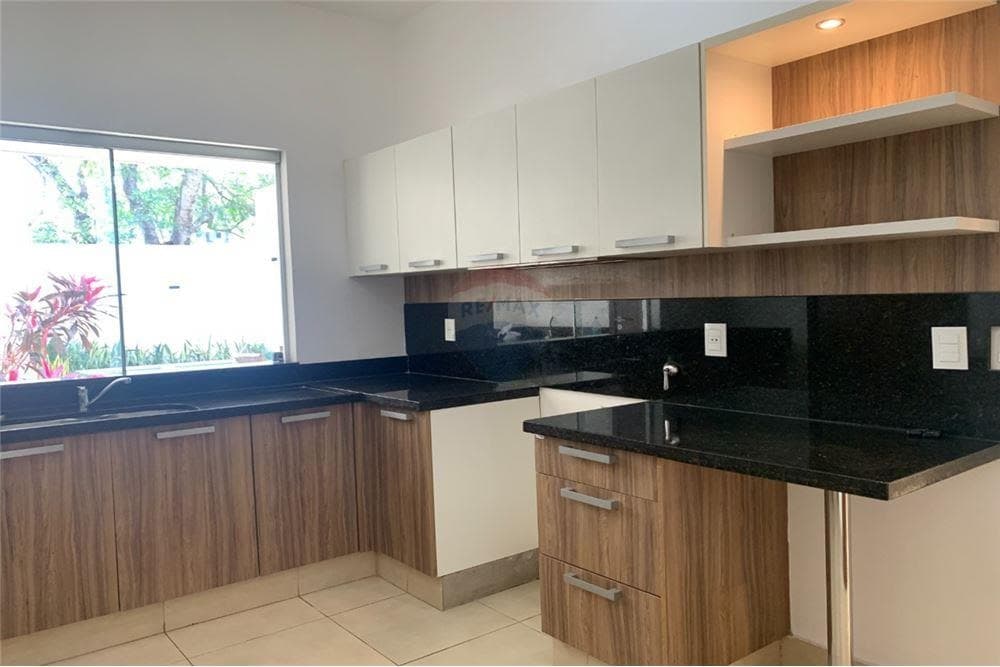 Dúplex en Mburucuyá, Asunción - foto 6