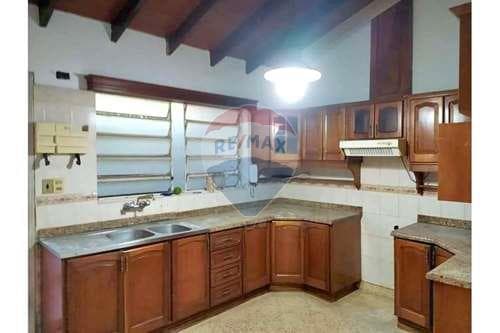Casa en San Vicente, Asunción - foto 4