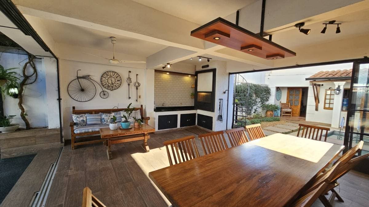 Dúplex en Capitan Elías Ayala 388