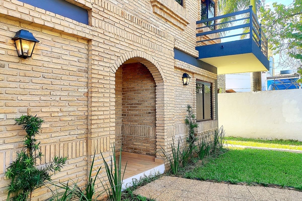 Casa en Mburucuyá, Asunción - foto 3