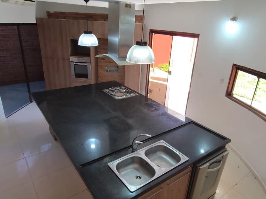 Casa en Tercer Barrio - foto 2