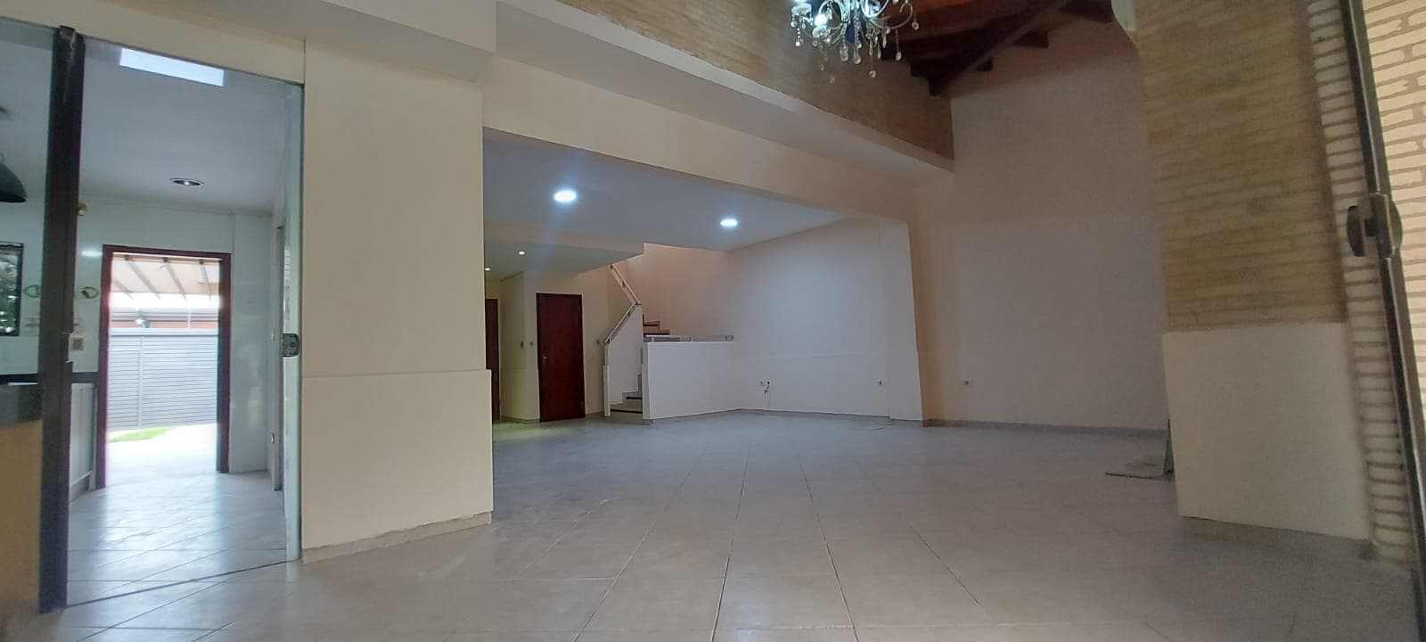 Casa en Areguá 1.077 c/ Gregorio Tte. Villalba - foto 3