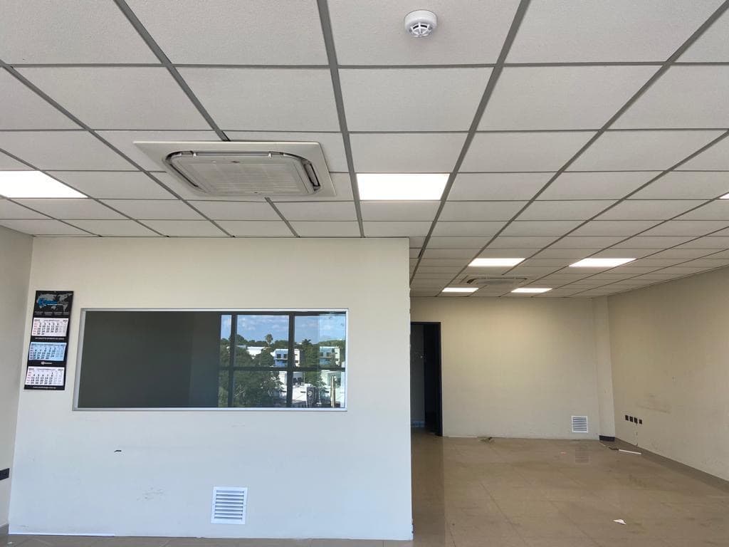 Oficina en Avenida General José de San Martín - foto 3