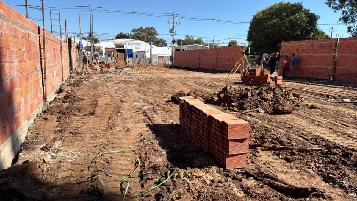 Tinglado/Depósito en Tte. Gregorio Villalba 1 - foto 3