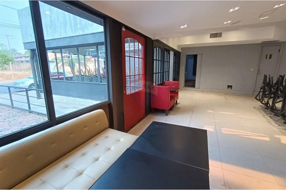 Local comercial en Juan Leopardi - foto 7