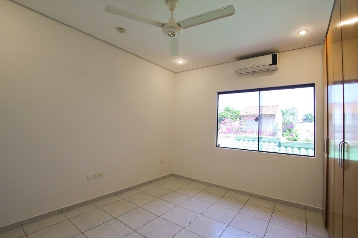 Dúplex en Villa Morra, Asunción - foto 2