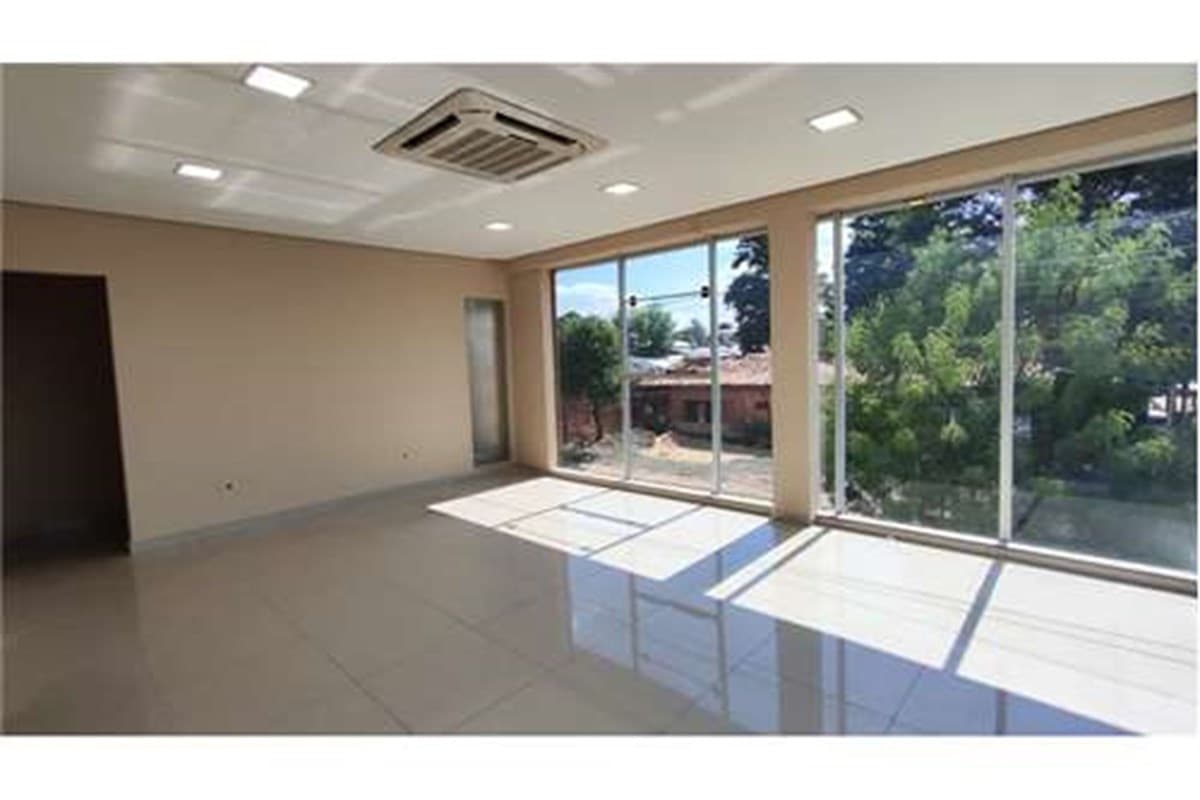 Local comercial en Mariano Roque Alonso, Central - foto 9